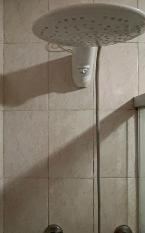 Apartamento à venda com 95m², 2 quartos e sem vaga Apartamento à venda com 95m², 2 quartos e sem vagaBanheiro