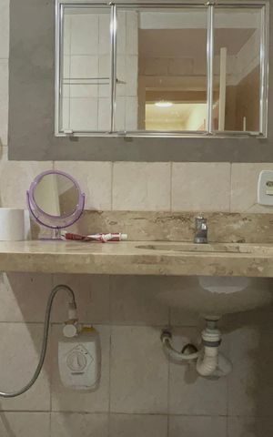 Apartamento à venda com 95m², 2 quartos e sem vaga Apartamento à venda com 95m², 2 quartos e sem vagaBanheiro