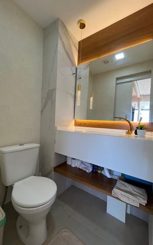 Apartamento à venda com 64m², 2 quartos e 1 vaga Apartamento à venda com 64m², 2 quartos e 1 vagaBanheiro