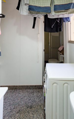 Apartamento à venda com 127m², 3 quartos e 2 vagas Apartamento à venda com 127m², 3 quartos e 2 vagasÁrea de serviço