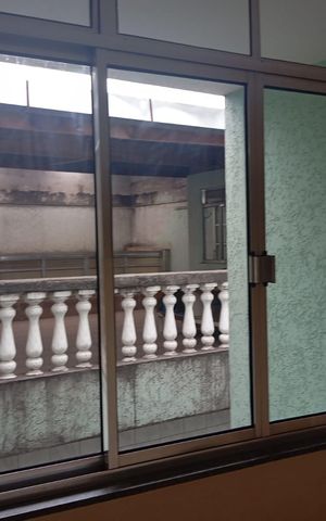 Casa para alugar com 1200m², 3 quartos e 4 vagas Casa para alugar com 1200m², 3 quartos e 4 vagasCorredor Quartos
