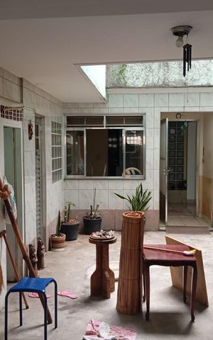Casa para alugar com 1200m², 3 quartos e 4 vagas Casa para alugar com 1200m², 3 quartos e 4 vagasQuintal inferior