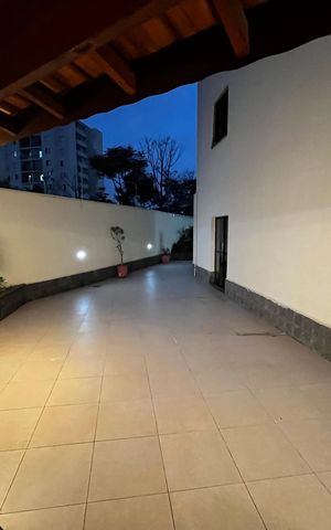 Apartamento à venda com 178m², 3 quartos e 3 vagasÁrea comum - Churrasqueira