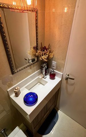 Apartamento à venda com 178m², 3 quartos e 3 vagasBanheiro Social