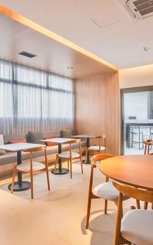 Studio para alugar com 26m², 1 quarto e sem vaga Studio para alugar com 26m², 1 quarto e sem vagaÁrea comum - Salão de festas