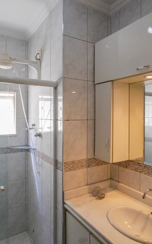 Casa para alugar com 98m², 2 quartos e 2 vagas Casa para alugar com 98m², 2 quartos e 2 vagasBanheiro 1