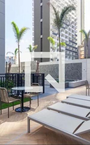 Apartamento à venda com 72m², 2 quartos e 1 vaga Apartamento à venda com 72m², 2 quartos e 1 vagaÁrea comum - Piscina