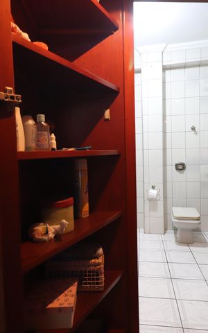 Casa à venda com 400m², 6 quartos e 3 vagasBanheiro da Suíte 1