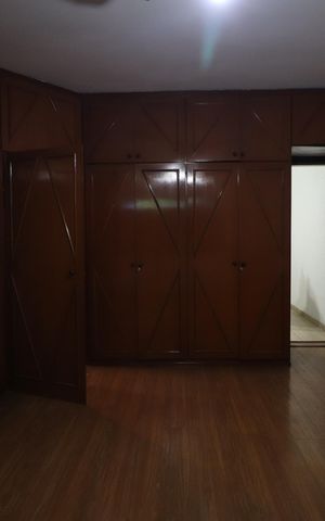 Casa à venda com 400m², 6 quartos e 3 vagasSuíte