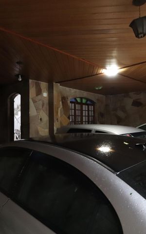 Casa à venda com 400m², 6 quartos e 3 vagasGaragem