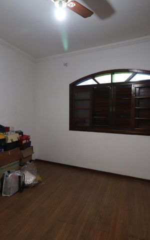 Casa à venda com 400m², 6 quartos e 3 vagasSuíte