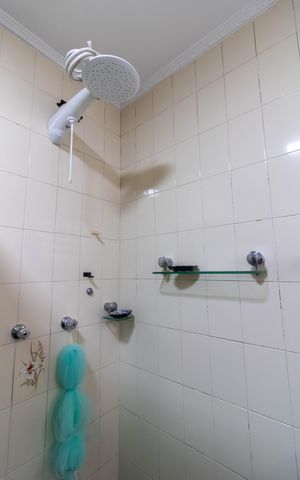 Casa para alugar com 100m², 4 quartos e 3 vagas Casa para alugar com 100m², 4 quartos e 3 vagasBanheiro da Suíte 2