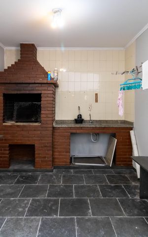 Casa para alugar com 100m², 4 quartos e 3 vagas Casa para alugar com 100m², 4 quartos e 3 vagasChurrasqueira