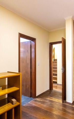 Casa para alugar com 100m², 4 quartos e 3 vagas Casa para alugar com 100m², 4 quartos e 3 vagasSuíte 2