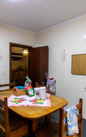 Casa para alugar com 100m², 4 quartos e 3 vagas Casa para alugar com 100m², 4 quartos e 3 vagasCozinha