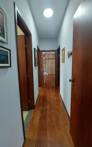 Casa à venda com 216m², 3 quartos e 3 vagas Casa à venda com 216m², 3 quartos e 3 vagasFoto 21
