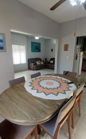 Casa à venda com 216m², 3 quartos e 3 vagas Casa à venda com 216m², 3 quartos e 3 vagasFoto 07