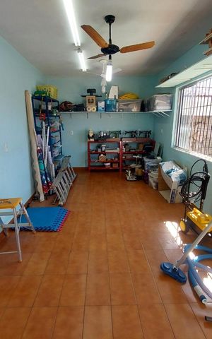 Casa à venda com 216m², 3 quartos e 3 vagas Casa à venda com 216m², 3 quartos e 3 vagasFoto 37