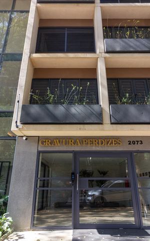 Apartamento à venda com 157m², 4 quartos e 2 vagas Apartamento à venda com 157m², 4 quartos e 2 vagasFachada