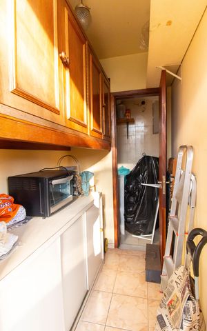 Apartamento à venda com 304m², 4 quartos e 2 vagas Apartamento à venda com 304m², 4 quartos e 2 vagasCozinha