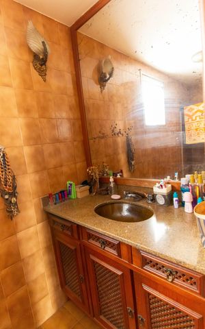 Apartamento à venda com 304m², 4 quartos e 2 vagas Apartamento à venda com 304m², 4 quartos e 2 vagasBanheiro da Suíte 1