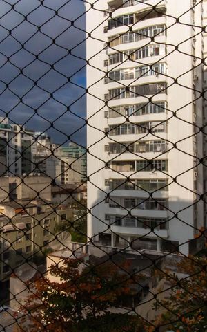 Apartamento à venda com 304m², 4 quartos e 2 vagas Apartamento à venda com 304m², 4 quartos e 2 vagasVaranda