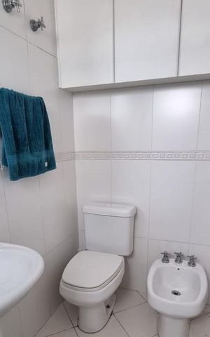 Apartamento à venda com 82m², 3 quartos e 2 vagas Apartamento à venda com 82m², 3 quartos e 2 vagasBanheiro da Suíte