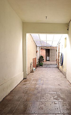 Casa à venda com 110m², 2 quartos e 4 vagasGaragem