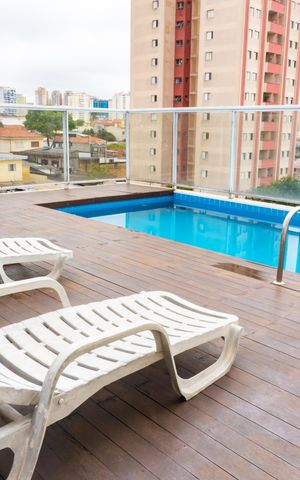 Apartamento à venda com 92m², 2 quartos e 1 vaga Apartamento à venda com 92m², 2 quartos e 1 vagaÁrea comum - Piscina