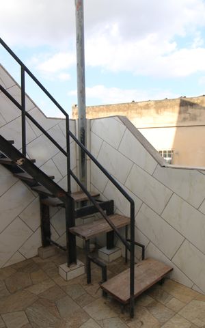 Casa à venda com 297m², 4 quartos e sem vagaHall escada - Terraço