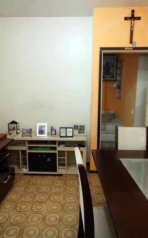 Casa à venda com 297m², 4 quartos e sem vagaSala