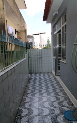 Casa à venda com 297m², 4 quartos e sem vagaQuintal frente