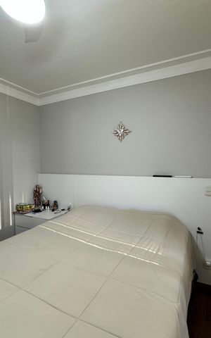 Apartamento à venda com 240m², 3 quartos e 3 vagas Apartamento à venda com 240m², 3 quartos e 3 vagasSuíte