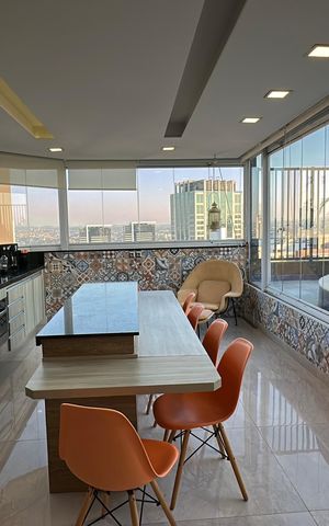 Apartamento à venda com 240m², 3 quartos e 3 vagas Apartamento à venda com 240m², 3 quartos e 3 vagasChurrasqueira