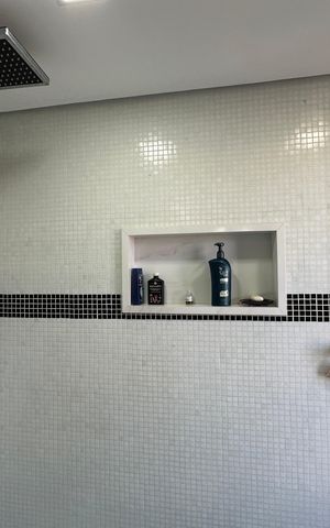 Apartamento à venda com 240m², 3 quartos e 3 vagas Apartamento à venda com 240m², 3 quartos e 3 vagasBanheiro da Suíte
