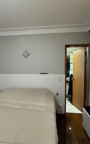 Apartamento à venda com 240m², 3 quartos e 3 vagas Apartamento à venda com 240m², 3 quartos e 3 vagasSuite