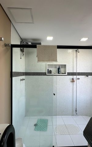 Apartamento à venda com 240m², 3 quartos e 3 vagas Apartamento à venda com 240m², 3 quartos e 3 vagasBanheiro da Suíte