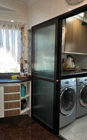 Apartamento à venda com 240m², 3 quartos e 3 vagas Apartamento à venda com 240m², 3 quartos e 3 vagasCozinha