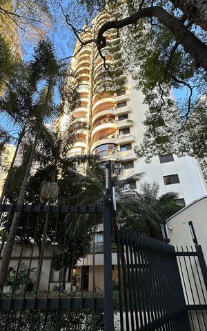 Apartamento à venda com 240m², 3 quartos e 3 vagas Apartamento à venda com 240m², 3 quartos e 3 vagasFachada