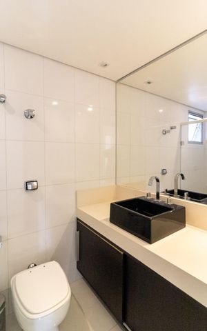 Apartamento à venda com 66m², 2 quartos e 1 vaga Apartamento à venda com 66m², 2 quartos e 1 vagaBanheiro Social