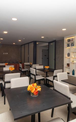 Apartamento à venda com 75m², 3 quartos e 2 vagas Apartamento à venda com 75m², 3 quartos e 2 vagasÁrea comum - Salão de festas