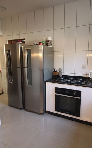 Casa à venda com 530m², 4 quartos e 4 vagasCozinha