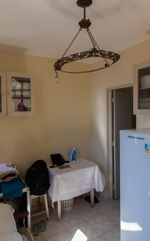 Apartamento à venda com 571m², 4 quartos e 2 vagas Apartamento à venda com 571m², 4 quartos e 2 vagasQuarto de Serviço