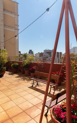 Apartamento à venda com 571m², 4 quartos e 2 vagas Apartamento à venda com 571m², 4 quartos e 2 vagasCobertura