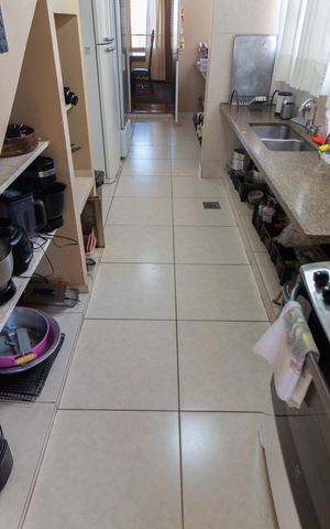 Apartamento à venda com 571m², 4 quartos e 2 vagas Apartamento à venda com 571m², 4 quartos e 2 vagasCozinha 1