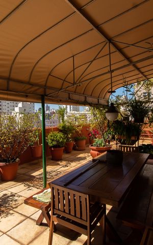 Apartamento à venda com 571m², 4 quartos e 2 vagas Apartamento à venda com 571m², 4 quartos e 2 vagasCobertura
