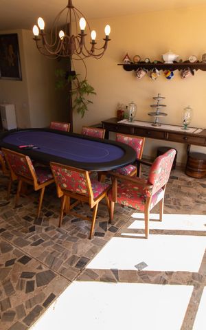 Apartamento à venda com 571m², 4 quartos e 2 vagas Apartamento à venda com 571m², 4 quartos e 2 vagasEspaço de Jogos