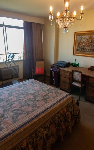 Apartamento à venda com 571m², 4 quartos e 2 vagas Apartamento à venda com 571m², 4 quartos e 2 vagasSuíte 1