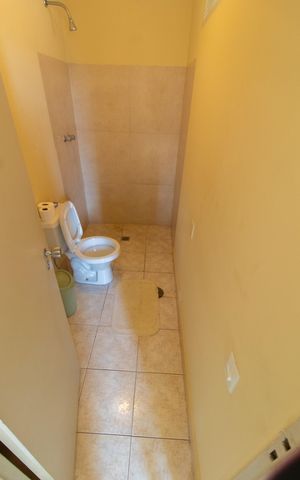 Apartamento à venda com 571m², 4 quartos e 2 vagas Apartamento à venda com 571m², 4 quartos e 2 vagasBanheiro de Serviço
