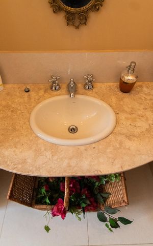 Apartamento à venda com 571m², 4 quartos e 2 vagas Apartamento à venda com 571m², 4 quartos e 2 vagasBanheiro Social